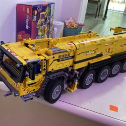 LEGO Technic Mobile Crane MK II