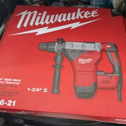 Milwaukee 15 Amp 1-3/4 in. SDS-MAX Corded Combination Hammer with E-Clutch