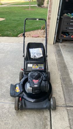 Murray 21 inch push MOWER like new Murray 21 inch push MOWER like new