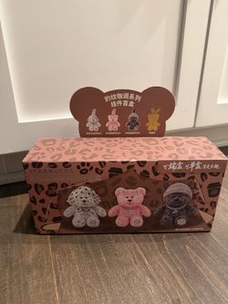 Starbucks limited edition bears
