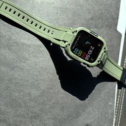 Apple Watch SE 44 Mm Good Shape 