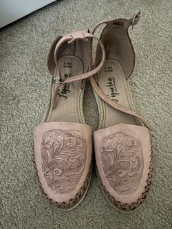 New Huaraches Size 9, 20.00