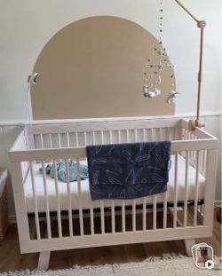Babyletto Hudson 3-1 convertible Crib