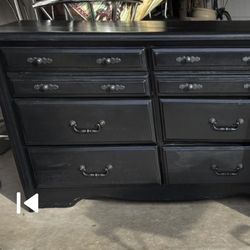 Solid Wood Dresser. Heavy, Have Some Help And A Truck/large SUV If Interested. 