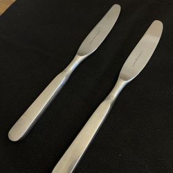  SET of TWO Towle Lauffer HERITAGE Dinner Knives 8 1/4" JAPAN Stainless Flatware