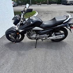 2013 Suzuki 250cc GW