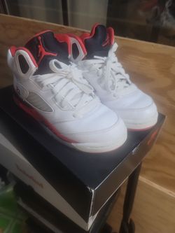 Air Jordan 5 Fire Red Sneakers