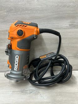 RIDGID 5.5 Amp Compact Fixed-Base Corded Router R2401 (PO1023203)