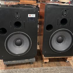JBL L300