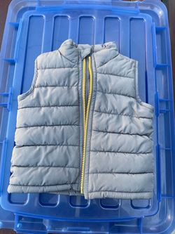 Old navy gray baby vest size 12-18 months