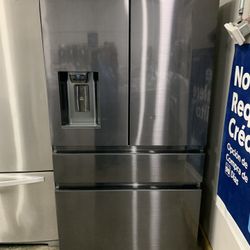 REFRIGERATOR 