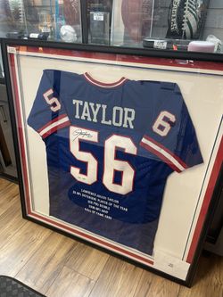 Lawrence Taylor Signed Jersey