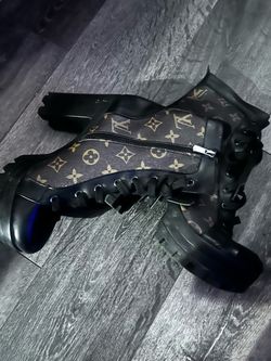 Louis Vuitton Women's Brown and Black Boots