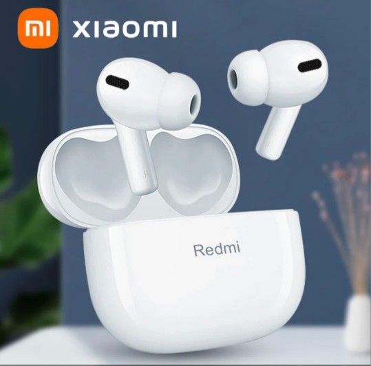 White Bluetooth Earphones (Water Resistant) 