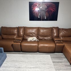 Kane’s Senna Camel Zero Gravity Couch
