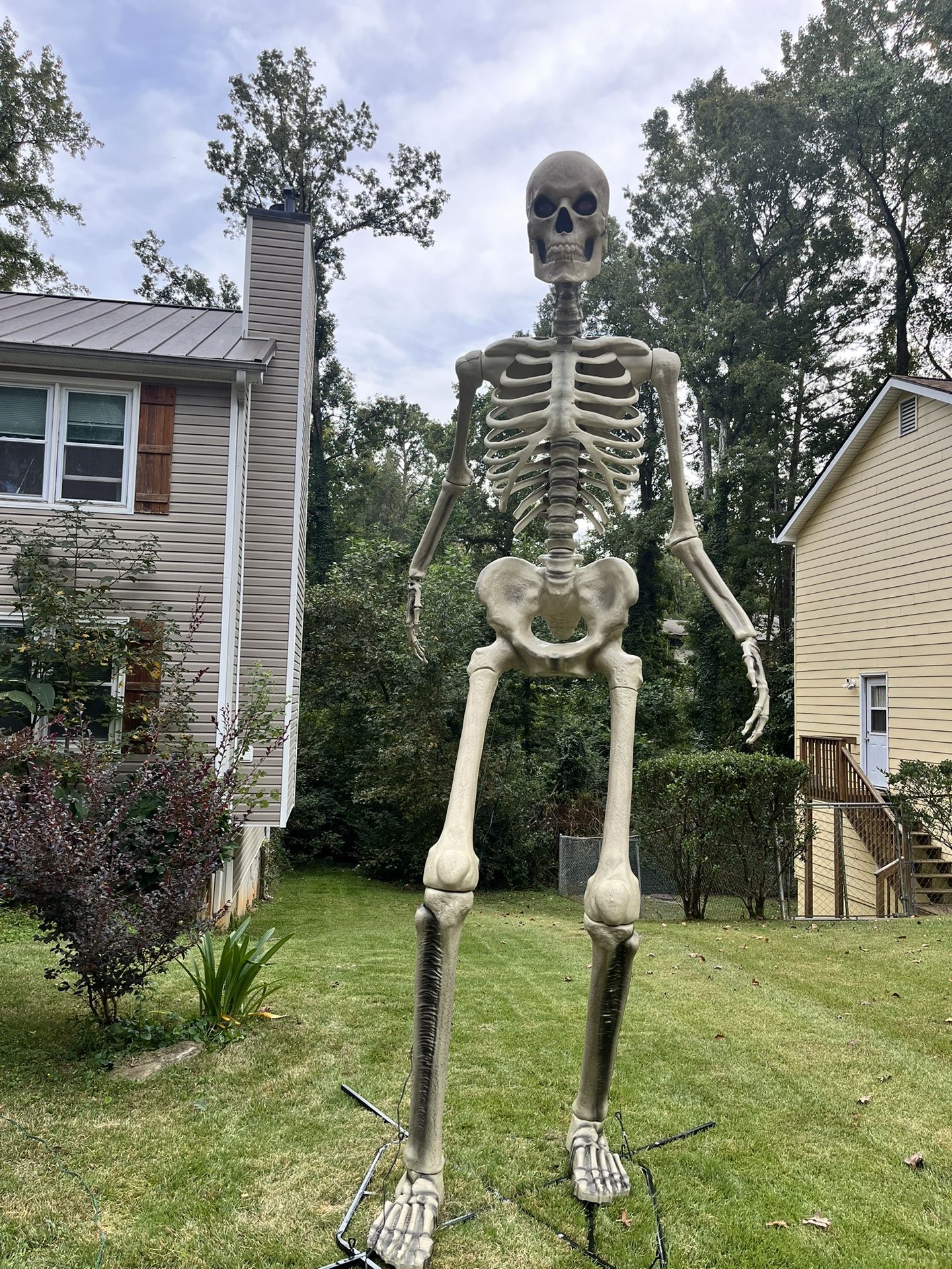 12 Foot Skeleton Halloween Decoration