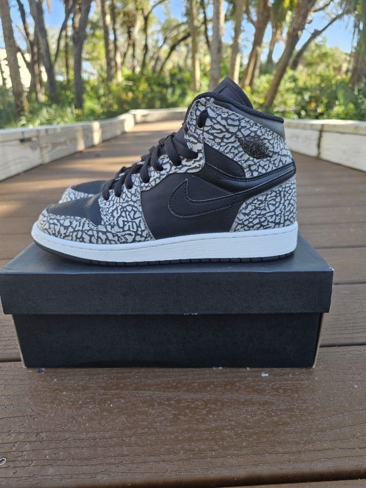 Air Jordan 1 Retro High Prem. Cement Grey Sz.7