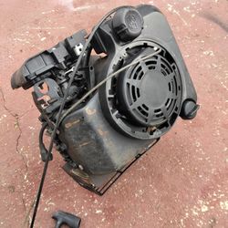 Perfectly Good Briggs & Stratton Quantum Lawn Mower Engine Block