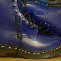 Dr. Martens AirWair Soles Bouncing Platform Boots Women's Navy Patent Leather