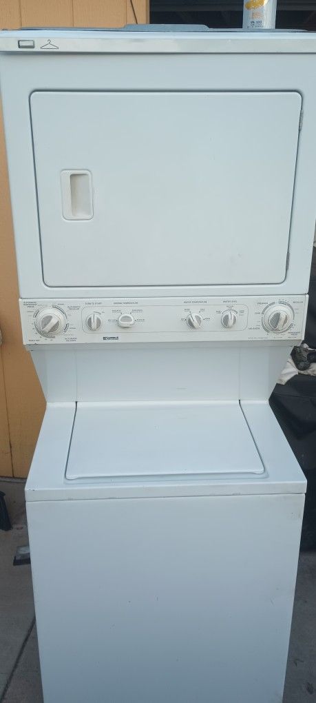 Kenmore Washer Dryer Combo Unit Stacked. For Parts Or Repair. Dryer Not Working