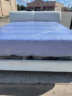 Gorgeous King Size Bed Frame