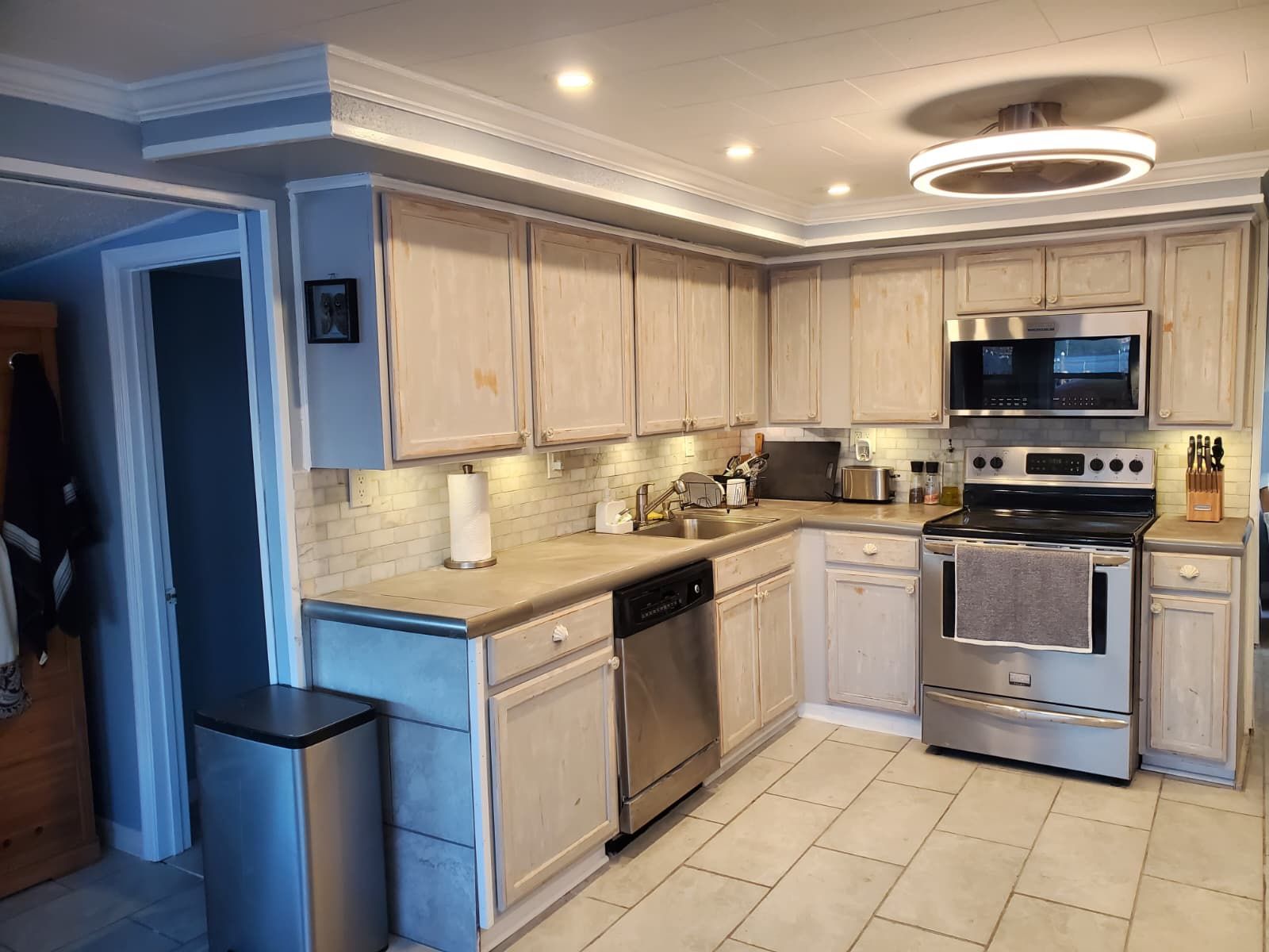 House For Rent/ Sale