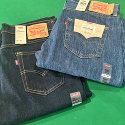 Levis Jeans 34x32