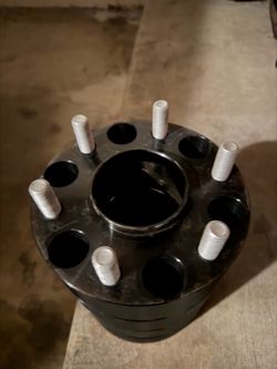 Black Wheel Spacer with 6 lugs