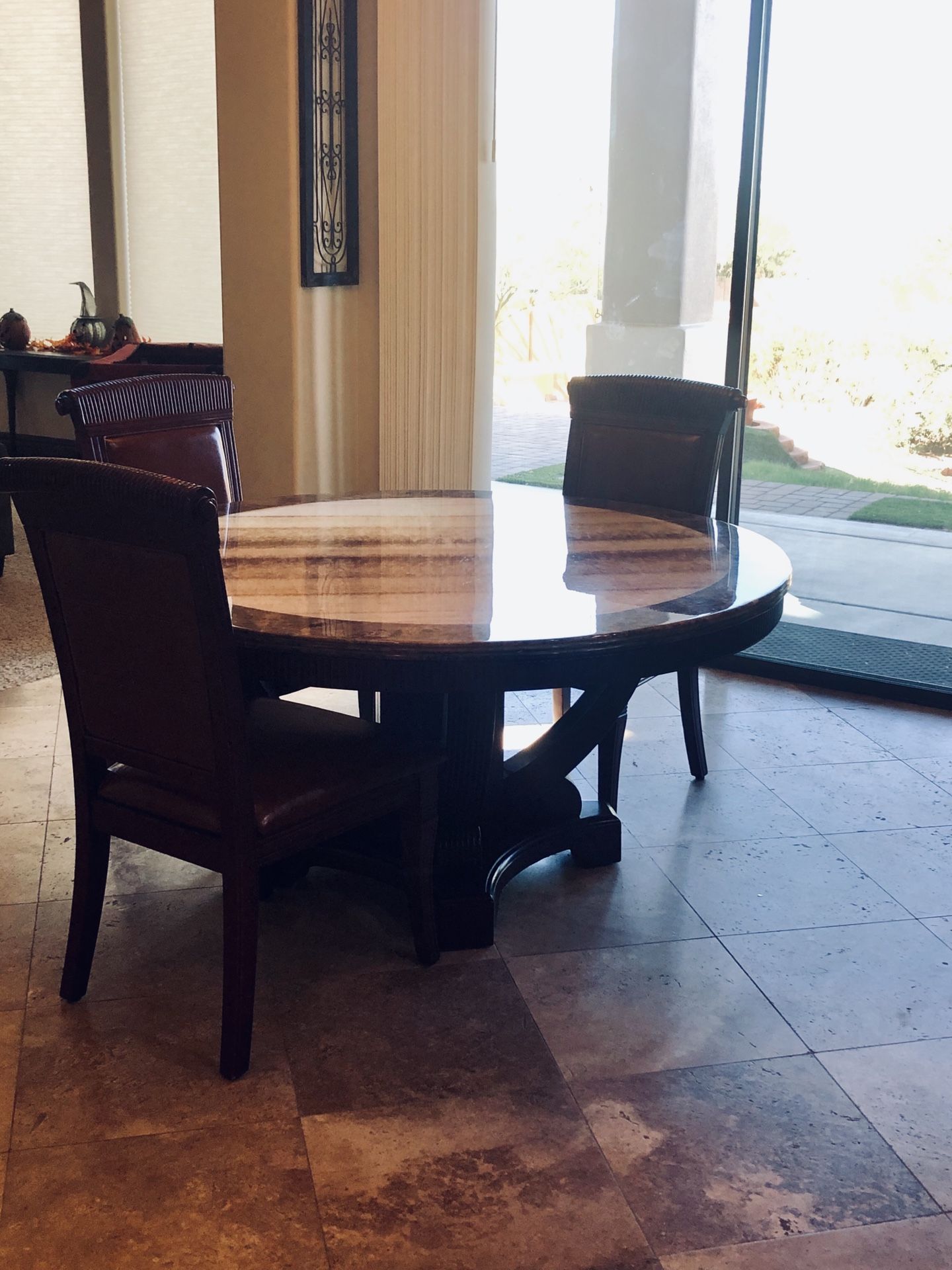 60in Round Marble Dining Room Table