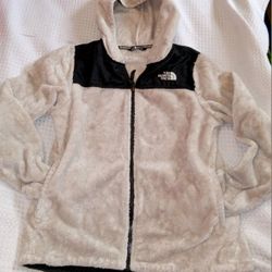 GIRLS NORTH FACE SWEATER 