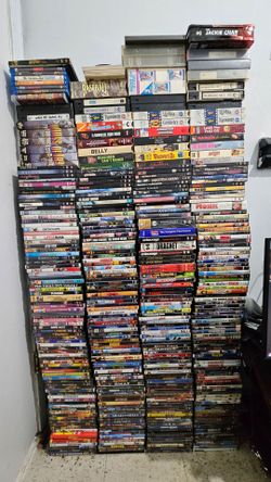 (PLEASE READ DESCRIPTION!) Huge DVD & VHS Movie Collection