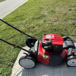 21" Troy-Bilt Self Propelled Lawn Mower 