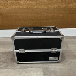 Mirabella Professional Makeup Train Case Organizer Black Aluminum Used