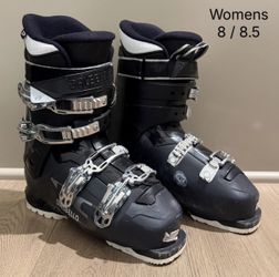 Womens Dalbello Ski Boots Size 8 / 8.5 