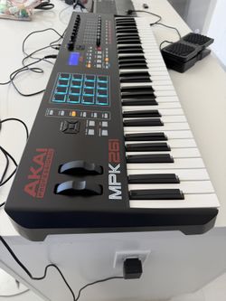 Akai Professional MPK261