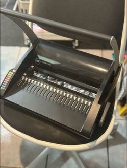 GBC CombBind Comb Binding Machine