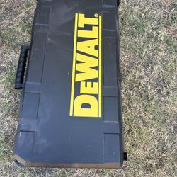Dewalt 