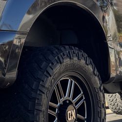 New Nitto Trail Grapplers On XD Rims 