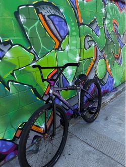 Purple shadow throne 29er