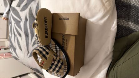 Burberry New Born Boot