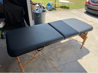 Sierra Comfort Low-Level Portable Massage Table, SC-1004 (Black) $150 obo cash only