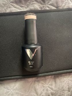 Valentino beauty pure gel polish