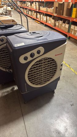 Honeywell CO60PM Evaporative Air Cooler Swamp Cooler Indoor/Outdoor Portable AC Fan - Great Condition