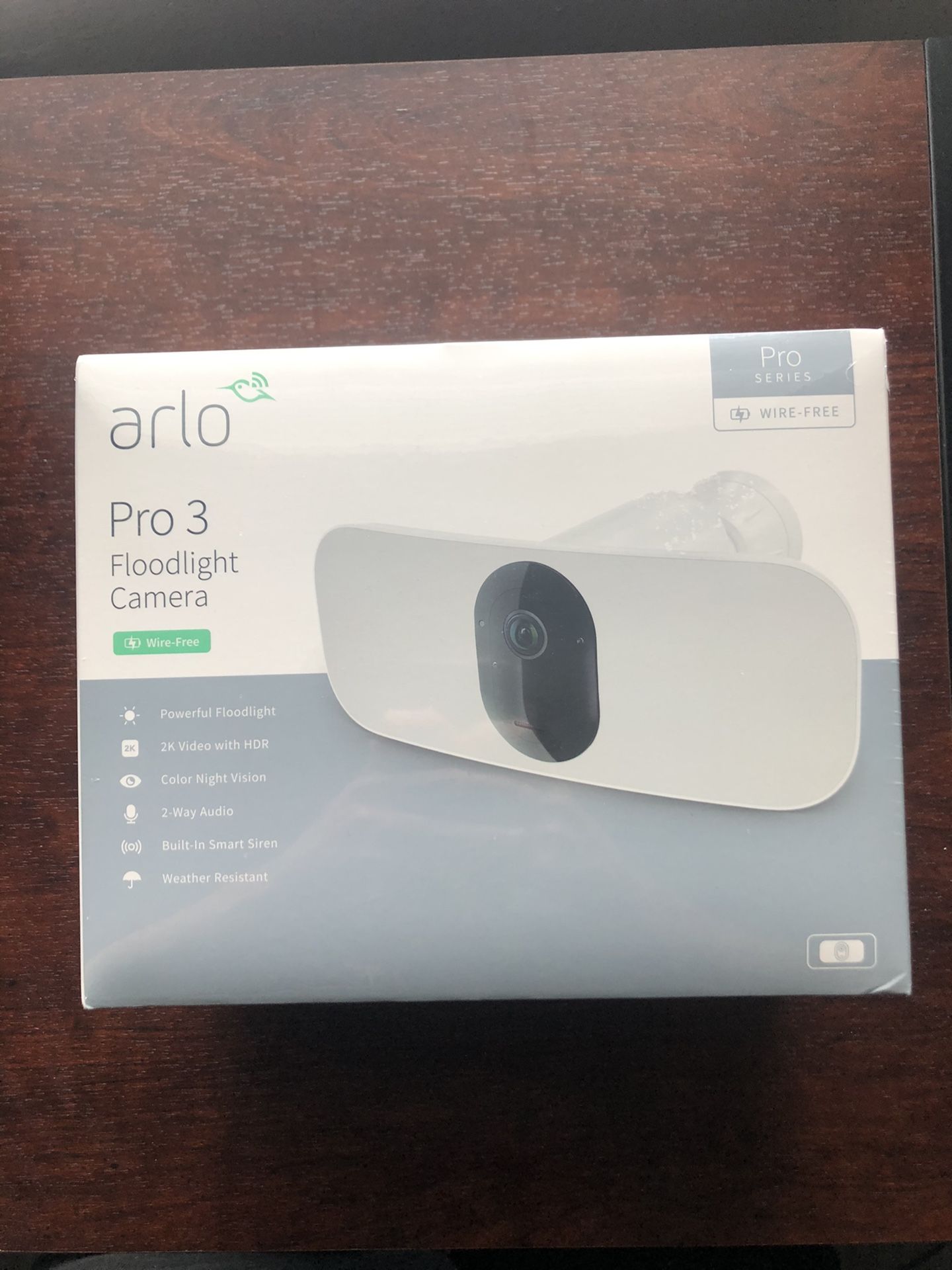 Arlo Pro 3 Floodlight Camera