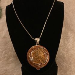 Silver Necklace With Vintage Pendant 