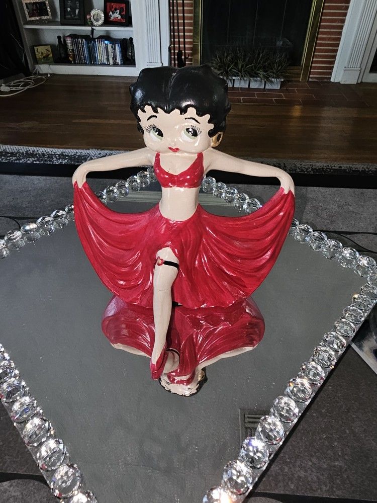🔥 BETTY BOOP CERAMIC STATUE. COLLECTORS DREAM!