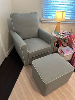 Used Davinci Glider/Rocker