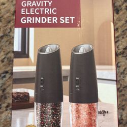 Gravity, electric grinder set.