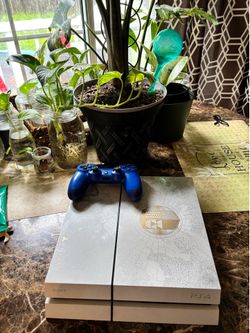 PS4 “Destiny” Editon