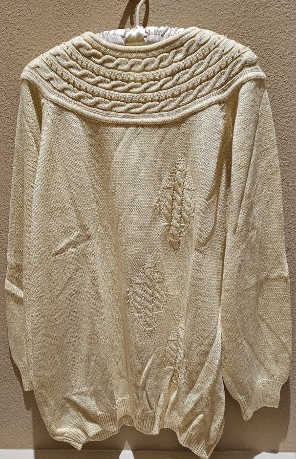 New! Women's (L) Cream Colored Knit Sweater Pullover 